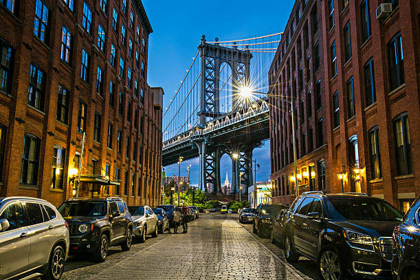 The iconic scenery of DUMBO make it one of the best NYC marriage proposal locations